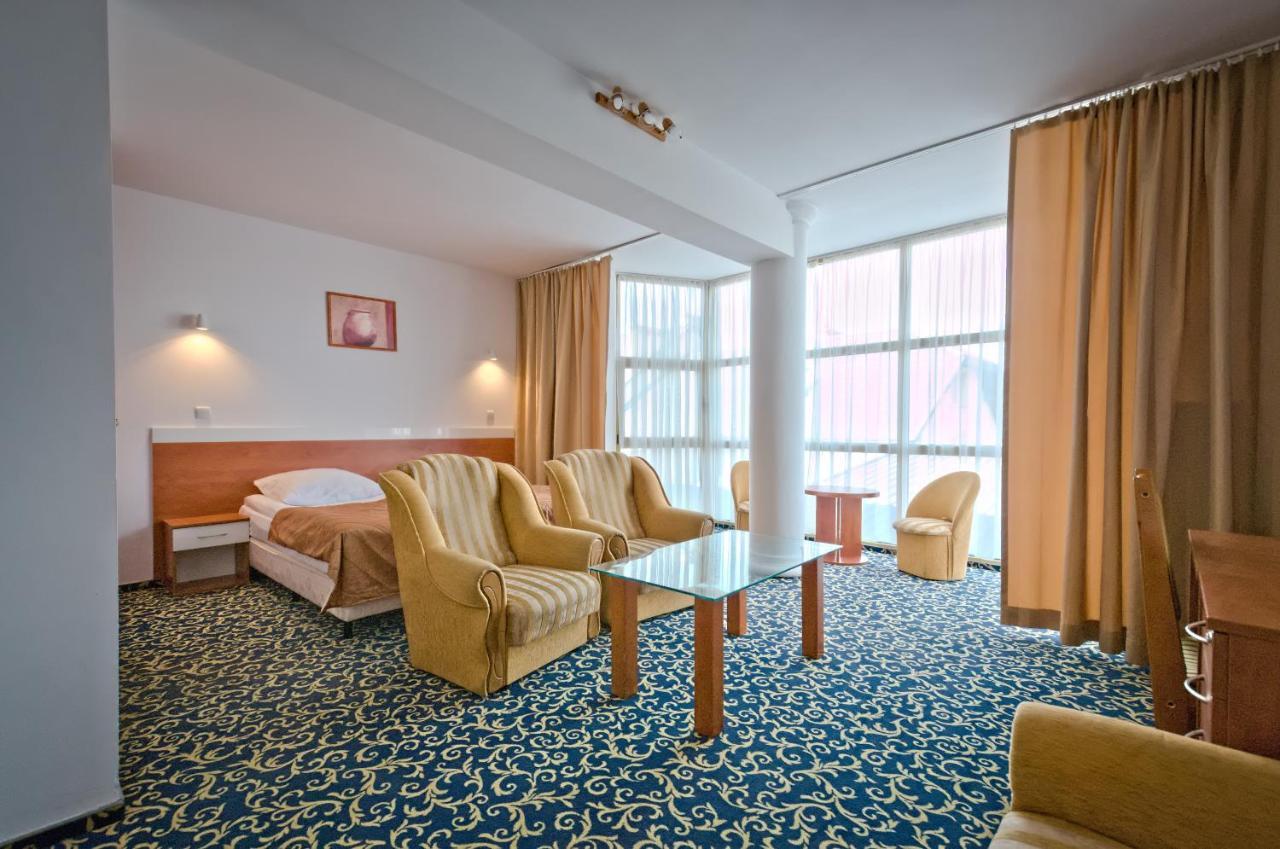 Hotel Sezam Kraczkowa Exterior photo